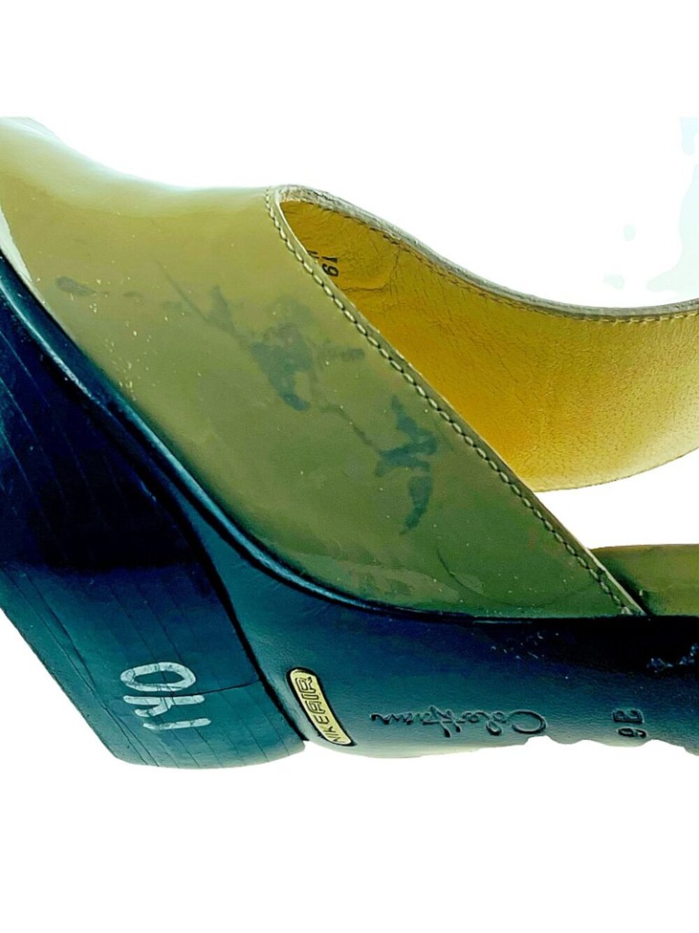 COLE HAAN Shoes Beige Size 9B Patent Leather Heels - Picture 9 of 11
